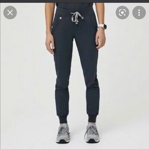 Figs Zamora Dark Harbor